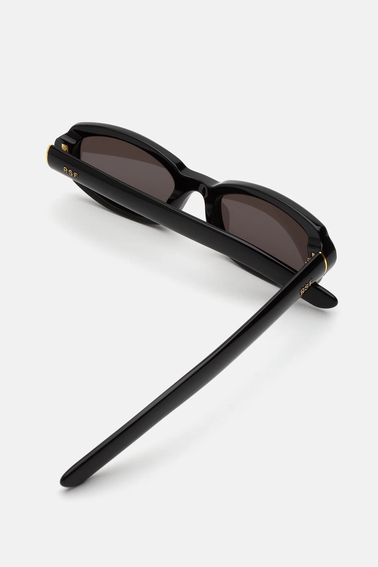 Esatto Black HFO